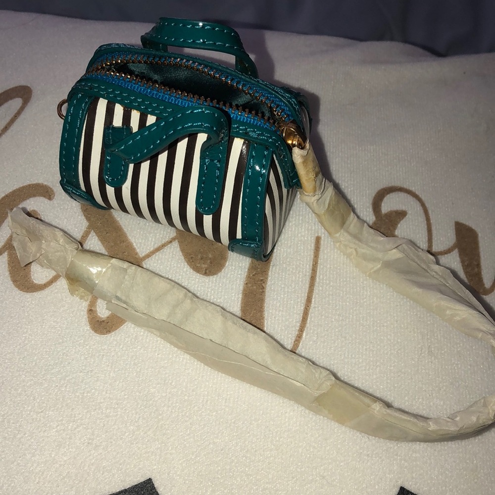 COPY - Centennial Barrel Coin Purse